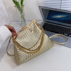 High-end socialite large-capacity clasp bag, new women's minimalist large-area embossed irregular shoulder temperament crossbody bag